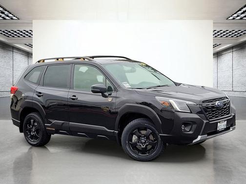 Crystal Black Silica 2023 Subaru Forester Wilderness