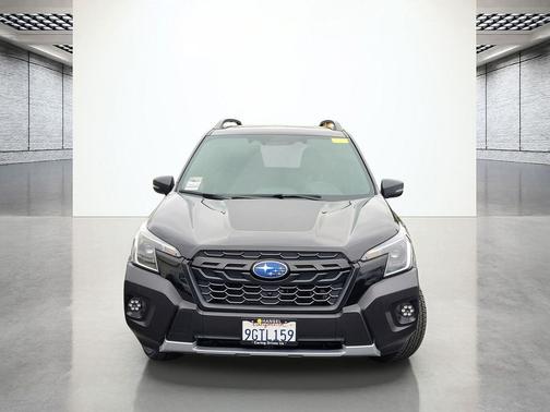 Crystal Black Silica 2023 Subaru Forester Wilderness