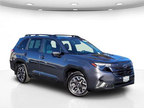 Magnetite Gray Metallic 2026 Subaru Forester Premium