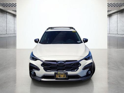 Crystal White Pearl 2024 Subaru Crosstrek Limited
