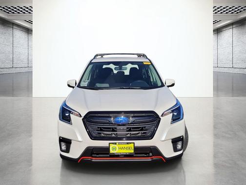 Crystal White Pearl 2022 Subaru Forester Sport