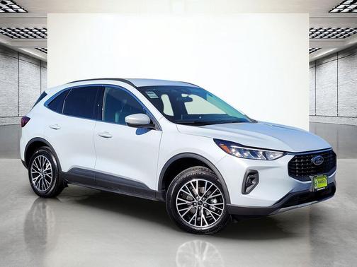2025 Ford Escape PHEV Base