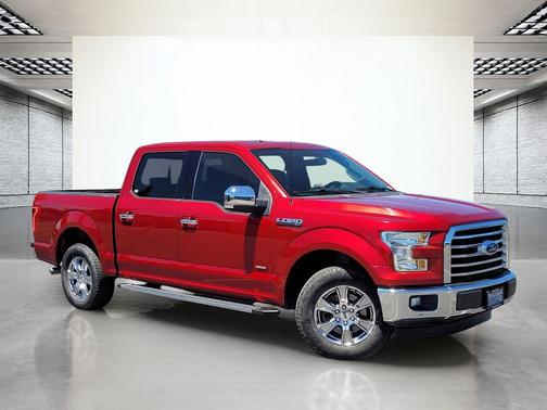 RUBY RED METALLIC TINTED CC 2015 Ford F-150 XLT