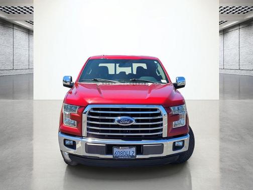 RUBY RED METALLIC TINTED CC 2015 Ford F-150 XLT