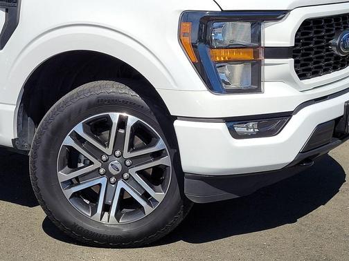 OXFORD WHITE 2023 Ford F-150 XL