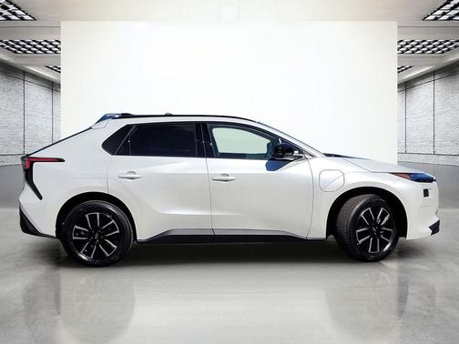 2026 Subaru Solterra Premium