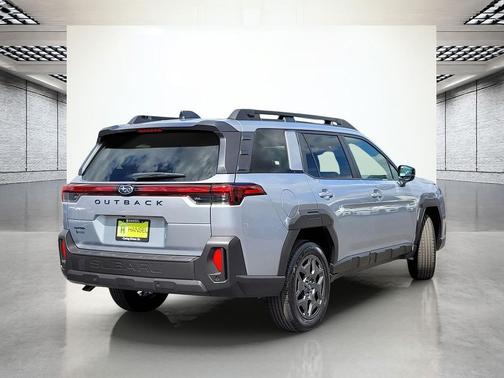 Ice Silver Metallic 2026 Subaru Outback Premium