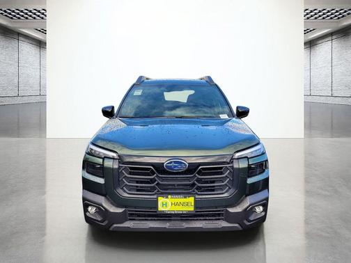 Deep Emerald Green Pearl 2026 Subaru Outback Touring XT