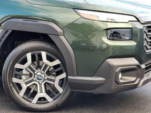 Deep Emerald Green Pearl 2026 Subaru Outback Touring XT