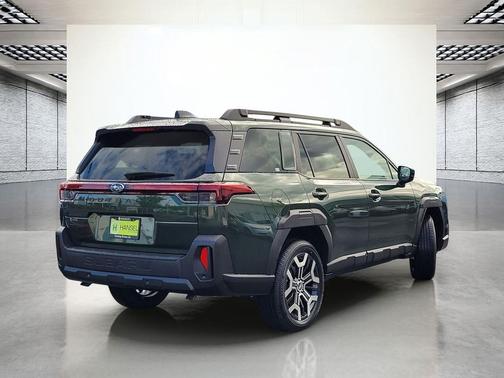 Deep Emerald Green Pearl 2026 Subaru Outback Touring XT