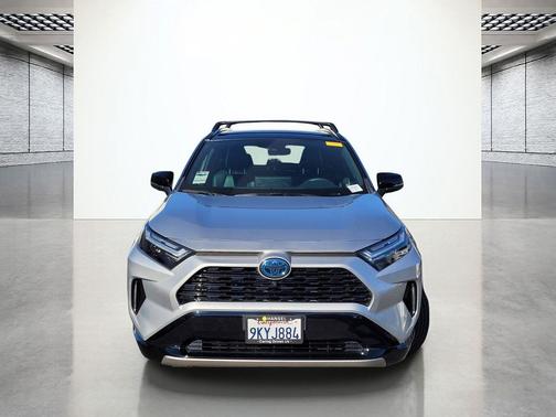 2024 Toyota RAV4 Hybrid SE