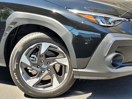 Crystal Black Silica 2026 Subaru Crosstrek Limited