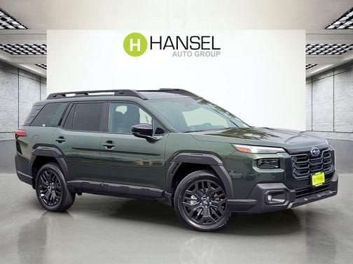 Deep Emerald Green Pearl 2026 Subaru Outback Limited XT