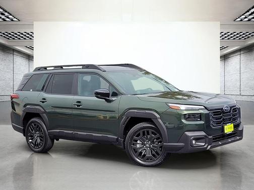 Deep Emerald Green Pearl 2026 Subaru Outback Limited XT