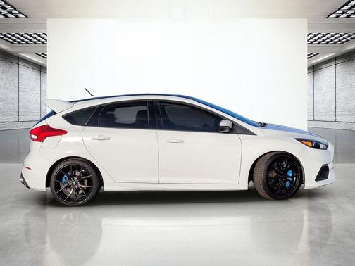 2017 Ford Focus RS Base