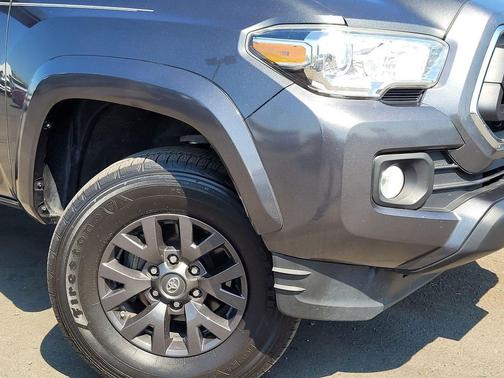 2020 Toyota Tacoma SR5