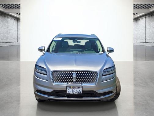 SILVER RADIANCE MET CC 2023 Lincoln Nautilus Reserve