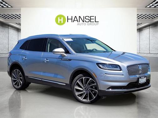 SILVER RADIANCE MET CC 2023 Lincoln Nautilus Reserve
