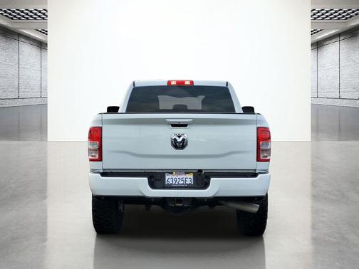 2024 RAM 3500 Big Horn Crew Cab 4x4 6'4' Box