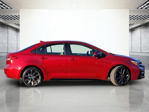 2025 Toyota Corolla Hybrid SE