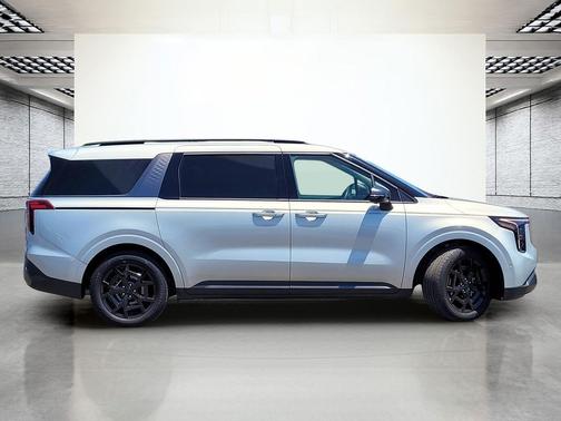 Ivory Silver 2025 Kia Carnival Hybrid SX Prestige