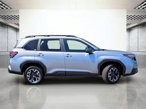 Ice Silver Metallic 2026 Subaru Forester Premium