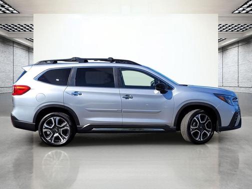 Ice Silver Metallic 2025 Subaru Ascent Touring 7-Passenger