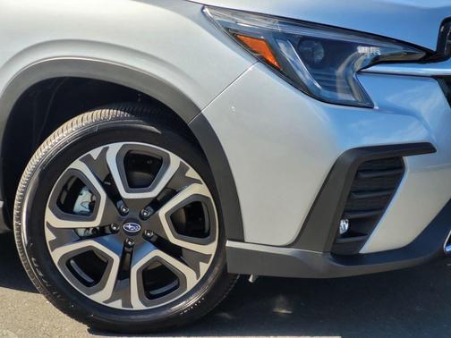 Ice Silver Metallic 2025 Subaru Ascent Touring 7-Passenger