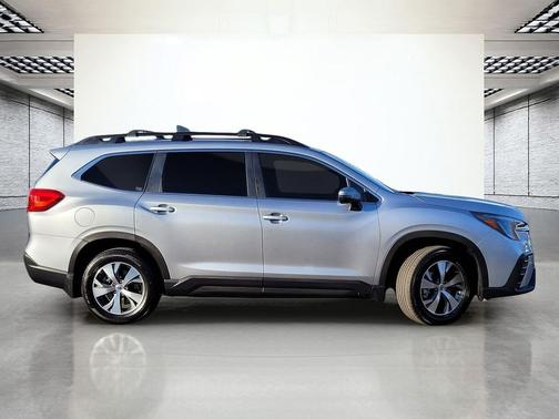 2023 Subaru Ascent Premium 8-Passenger