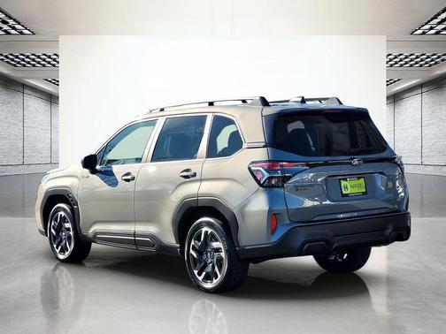 2025 Subaru Forester Hybrid Premium