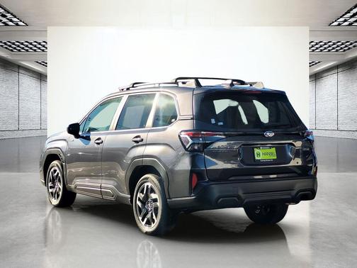 2025 Subaru Forester Hybrid Premium