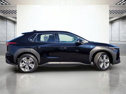 2024 Subaru Solterra Touring