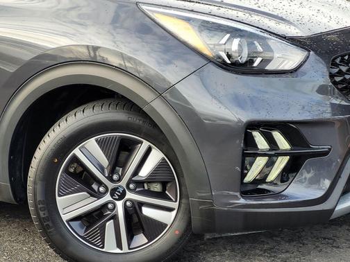 2020 Kia Niro Plug-In Hybrid EX