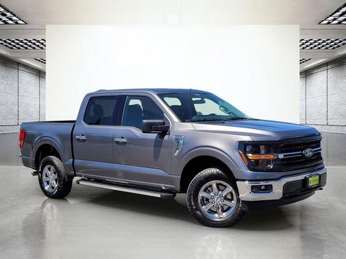 CARBONIZED GRAY METALLIC 2025 Ford F-150 XLT
