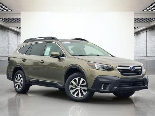 Autumn Green Metallic 2020 Subaru Outback Premium