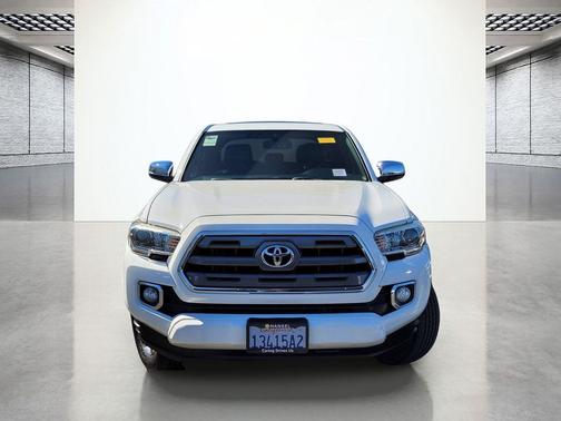 2016 Toyota Tacoma Limited