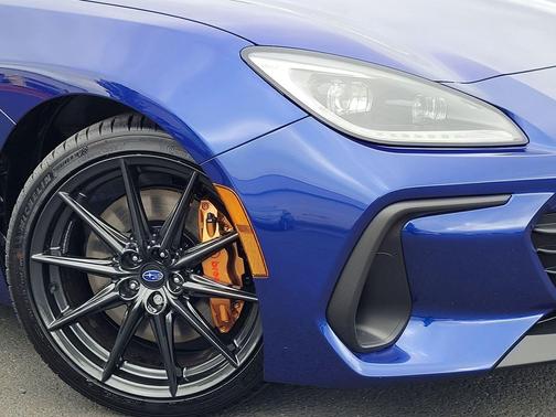 2025 Subaru BRZ tS