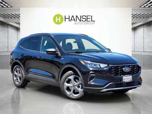 AGATE BLACK METALLIC 2025 Ford Escape ST-Line