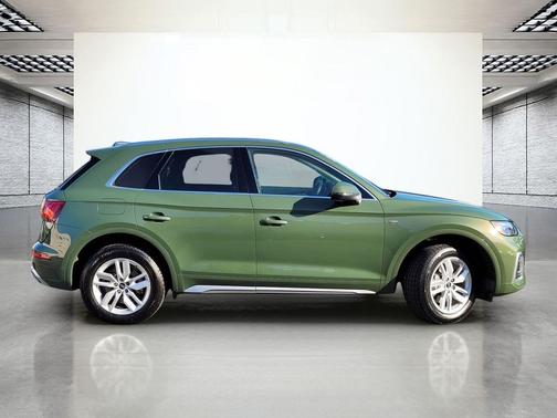 2022 Audi Q5 45 S line Premium