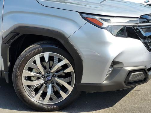 Ice Silver Metallic 2025 Subaru Forester Hybrid Touring