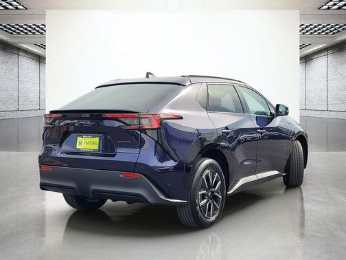 Midnight Tide Mica 2026 Subaru Solterra Premium