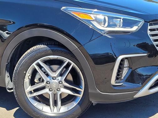 Becketts Black 2017 Hyundai SANTA FE Limited Ultimate