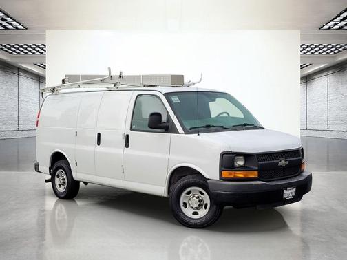 2013 Chevrolet Express 2500 Work Van