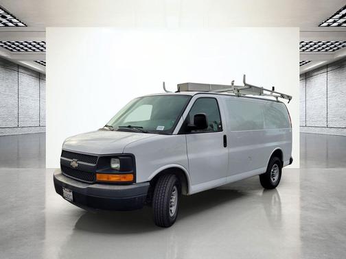 2013 Chevrolet Express 2500 Work Van