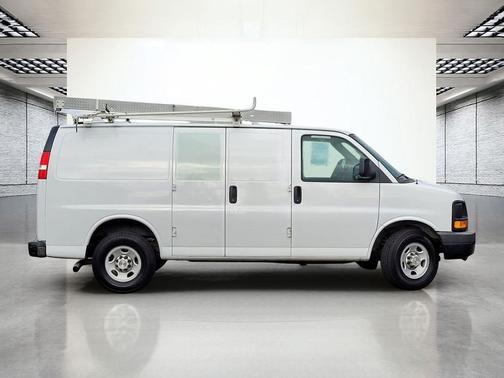 2013 Chevrolet Express 2500 Work Van