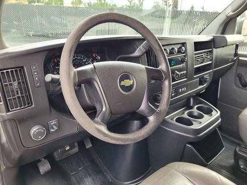 2013 Chevrolet Express 2500 Work Van