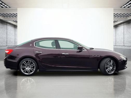 Rosso Folgore Mica 2017 Maserati Ghibli S
