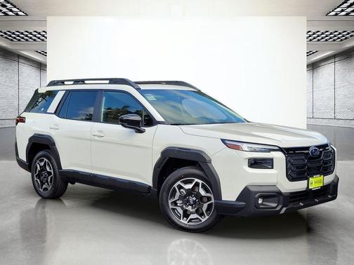 Crystal White Pearl 2026 Subaru Outback Touring