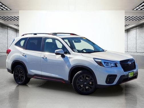Crystal White Pearl 2020 Subaru Forester Sport