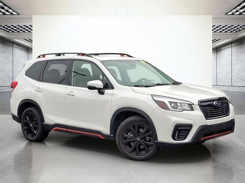 Crystal White Pearl 2020 Subaru Forester Sport